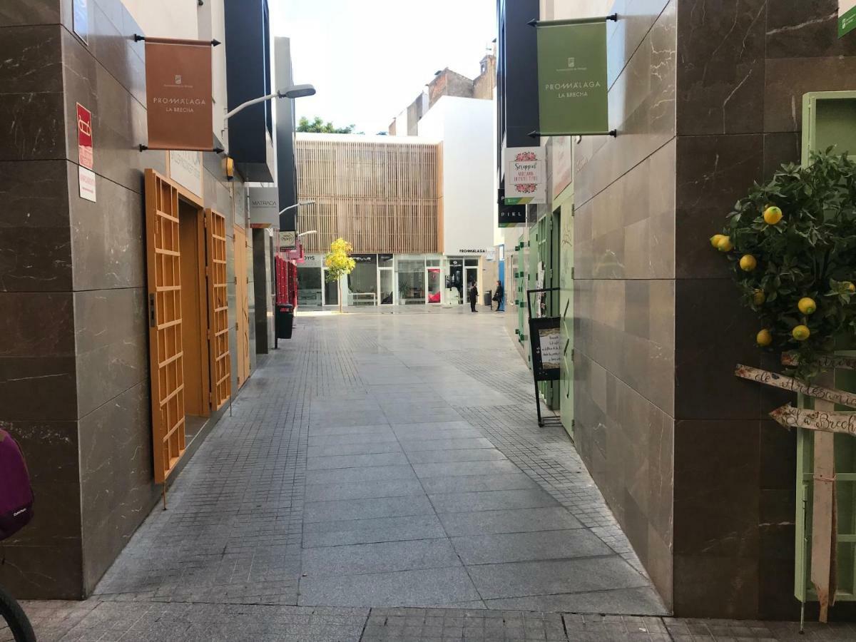 A Dos Pasos De Todo Apartment Malaga Bagian luar foto