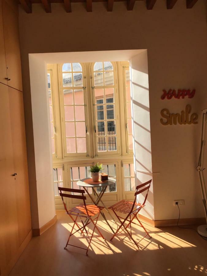 A Dos Pasos De Todo Apartment Malaga Bagian luar foto
