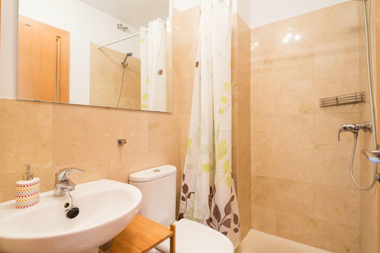 A Dos Pasos De Todo Apartment Malaga Bagian luar foto