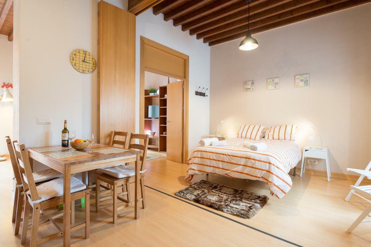 A Dos Pasos De Todo Apartment Malaga Bagian luar foto